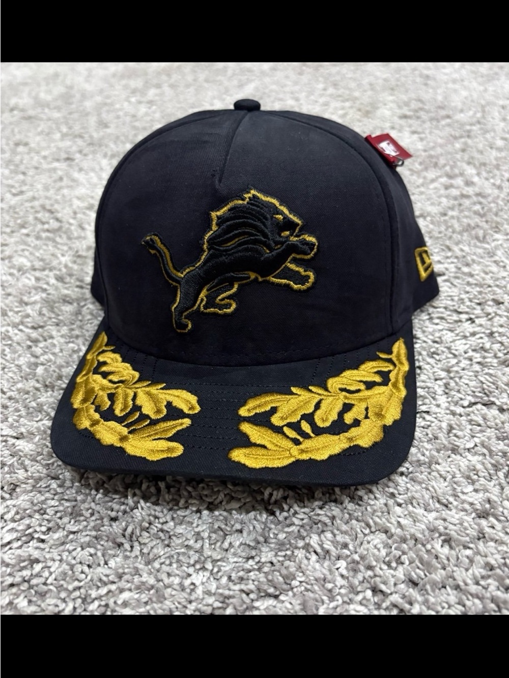 New Era Black and Gold Lions Embroidered Snapback Hat